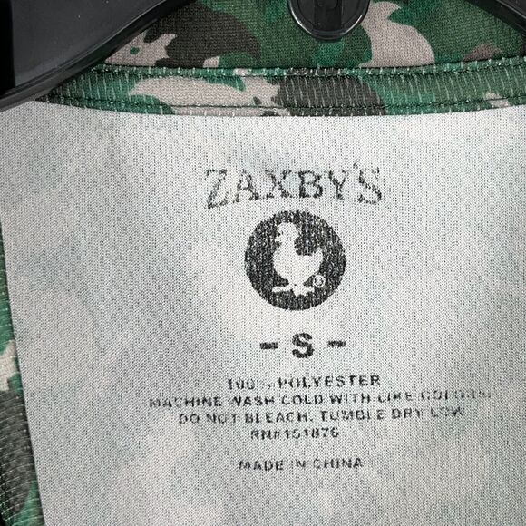 Zaxbys Shirt Mens Small Green Camo Fast Food Retail Employee Uniform Chicken - Picture 5 of 9